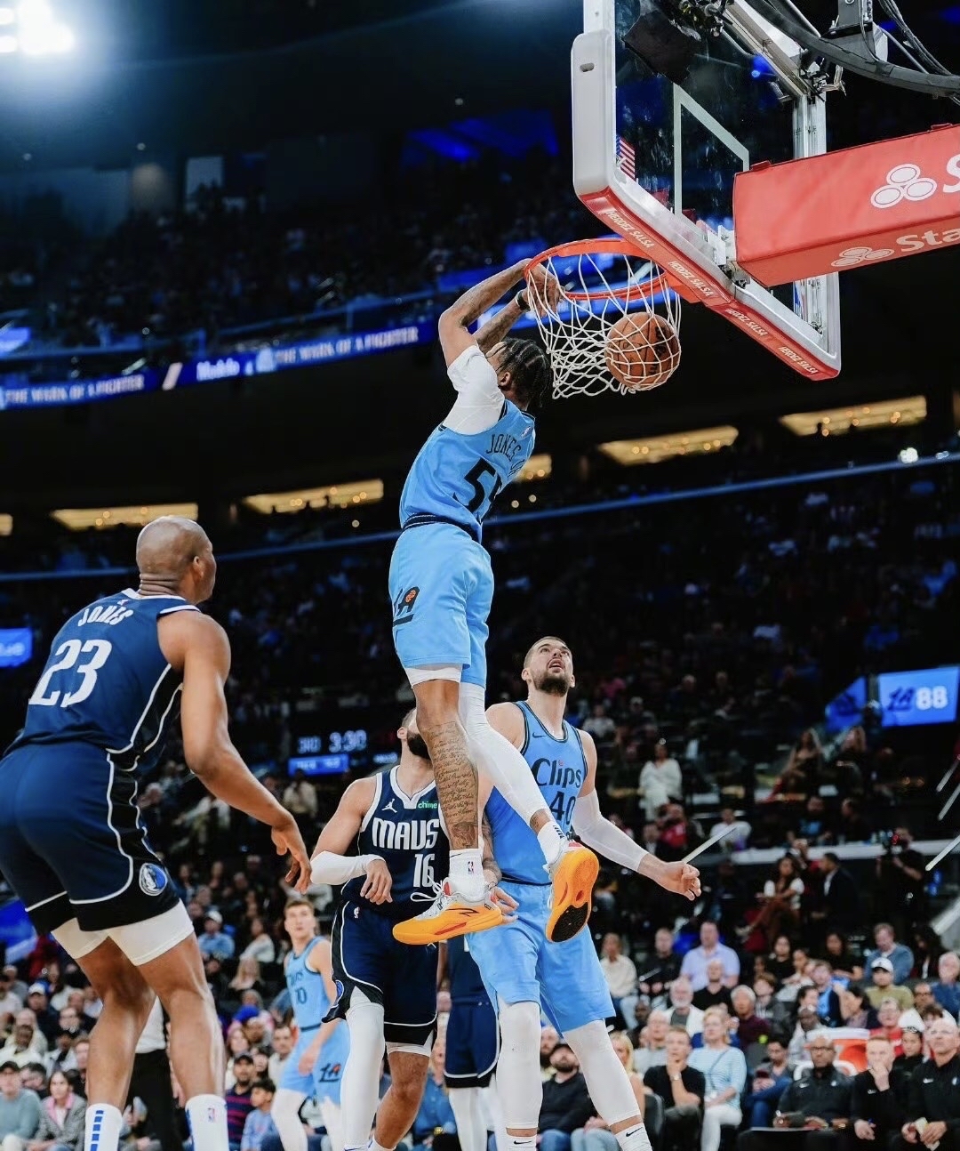 赛后达拉斯独行侠备战NBA总决赛，遗憾出局细节曝光，赛场秩序良好，年轻球员得到机会的简单介绍-开云官方入口