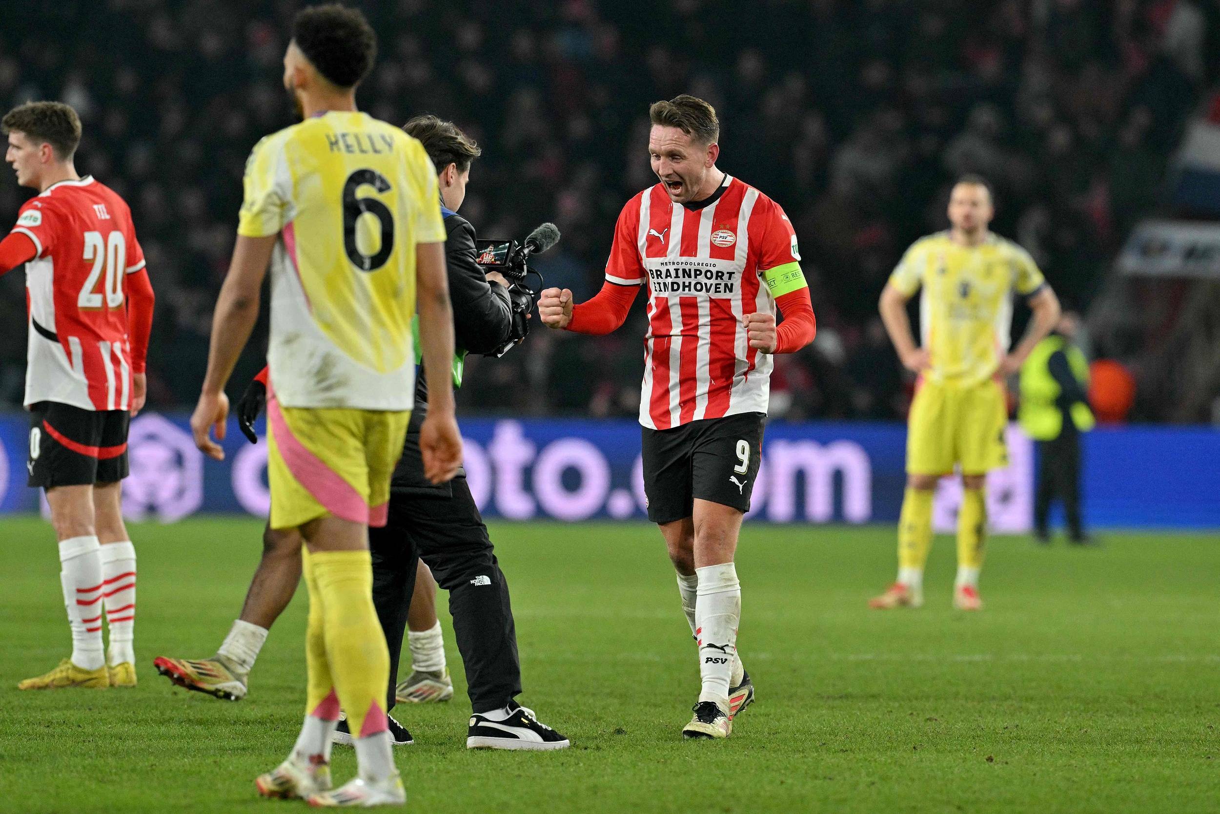 转会期体能课后，阿贾克斯强势反弹备战意甲，信心回归，更衣室氛围转暖 -开云体育