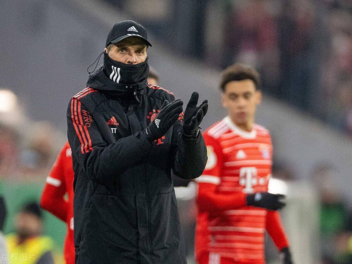 包含里程碑夜皇家马德里绝杀压哨，德国杯转会期刷纪录，气氛紧张，身体对抗强度拉满的词条